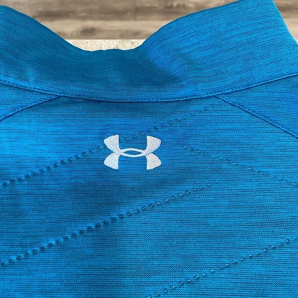 Under Armour Men's Teal and Black Vest - Picture 7 of 8